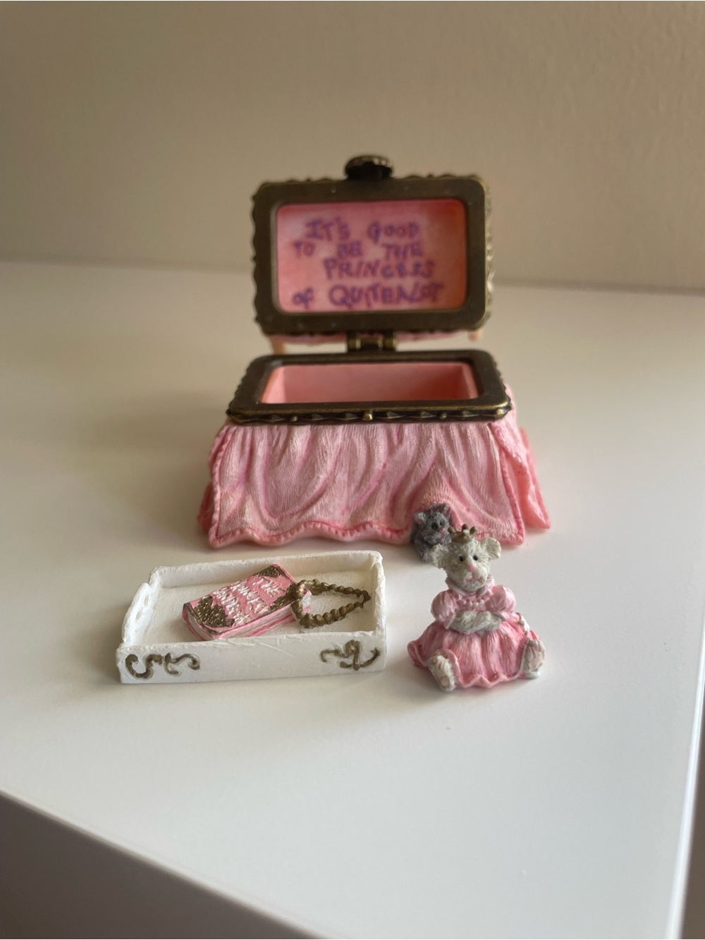 Vintage Boyds Bears Royal Bed w/Princess Pipsqueak McNibble Trinket Box